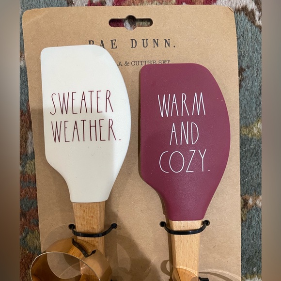 NEW Rae Dunn baking spatula cookie cutter fall set - Picture 2 of 5